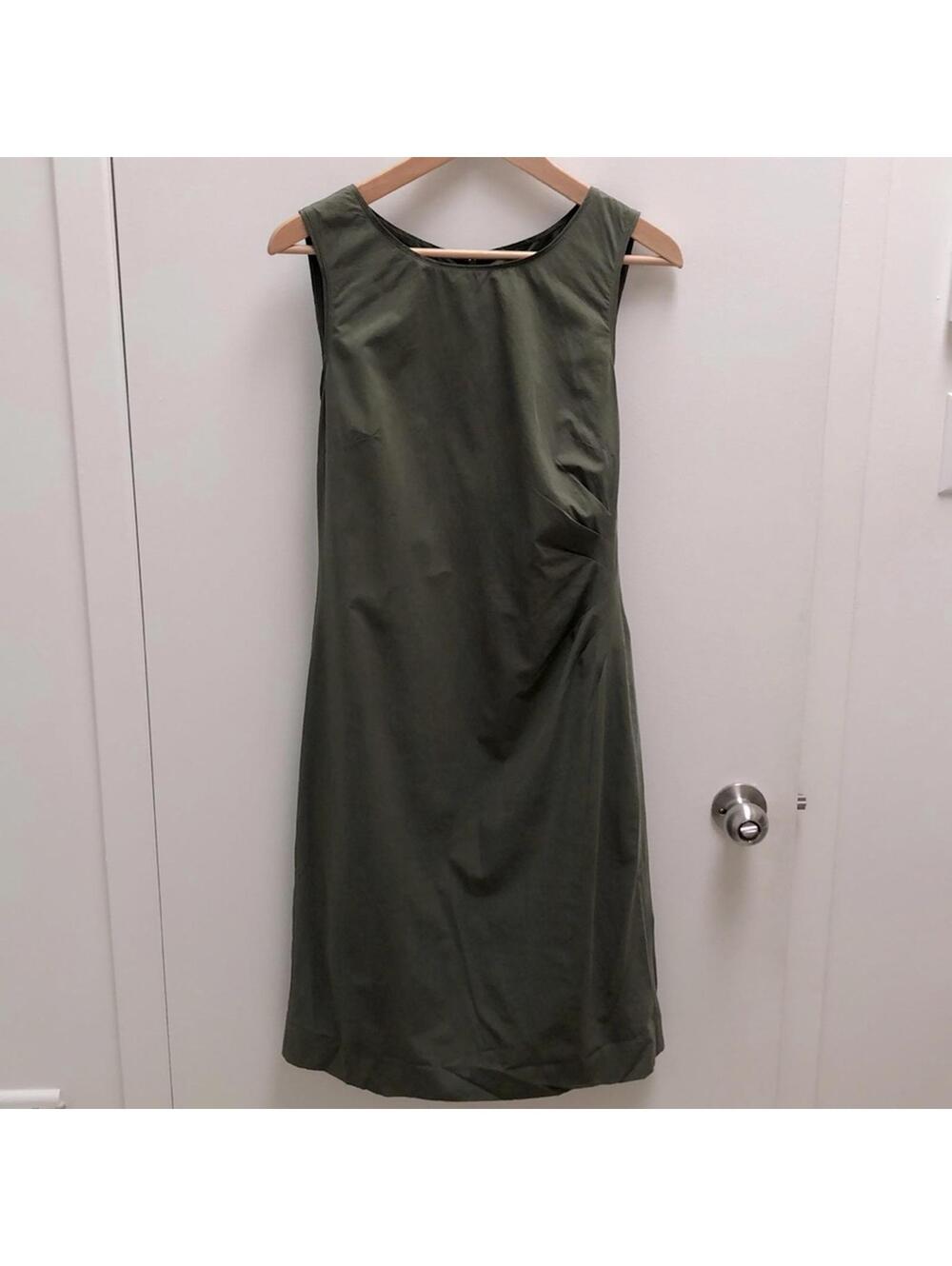 Banana Republic - shift dress with side pleat detail. - fern green - siz…
